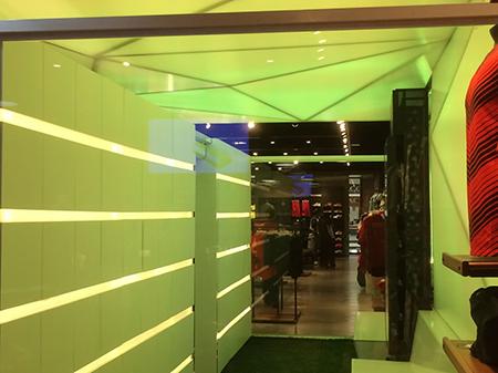 Nike Unicenter