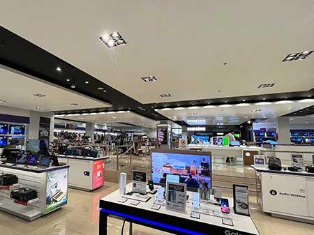 Local Frávega, Unicenter